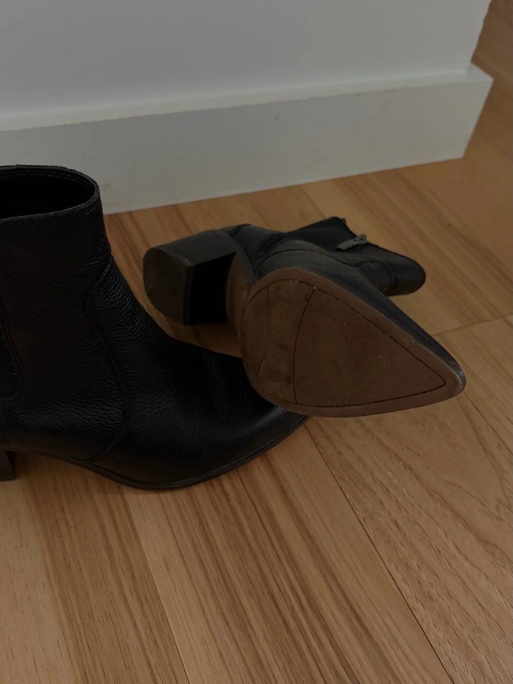 Franco Sarto Black Pointed Toe Leather Ankle Booties